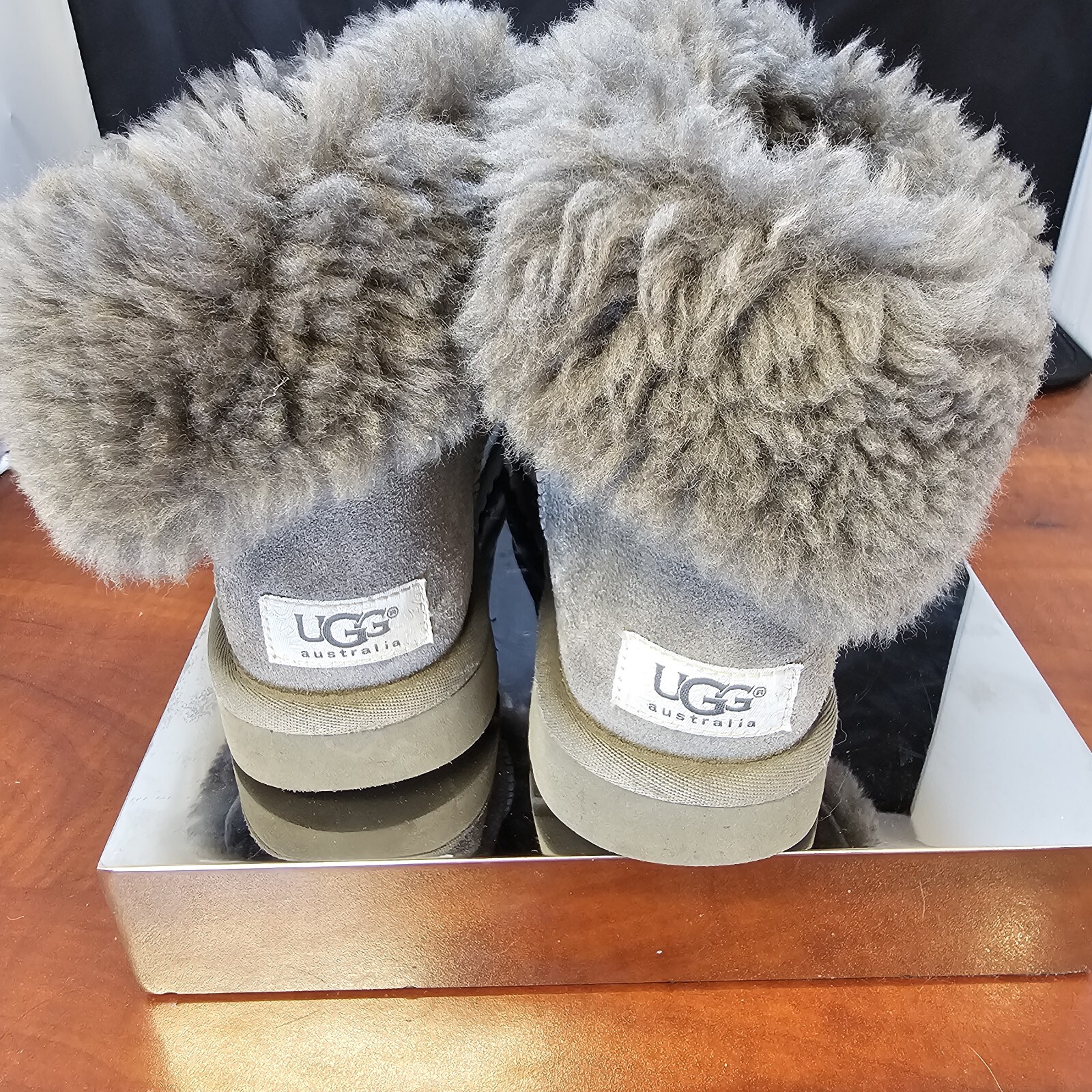 UGG Bailey Button Shearling Suede Leather Classic… - image 6