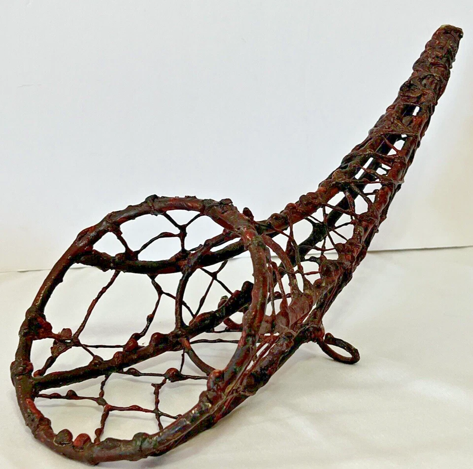 WIRE CORNUCOPIA DECORATIVE GOTHIC HORN OF PLENTY WIRE BASKET THANKSGIVING 15 IN - Image 2 of 4