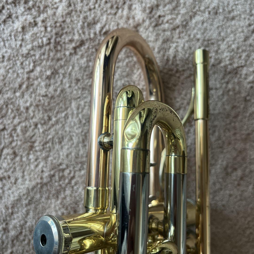 YAMAHA YCR-3310 Cornet Red Brass Bell used w/case from japan