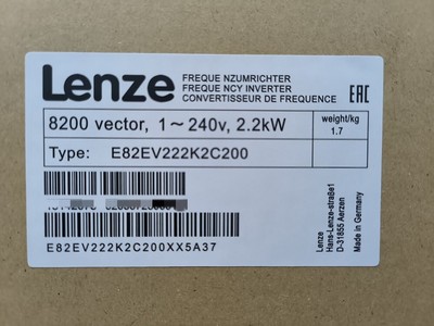 New Lenze E82EV222K2C200 Frequency Inverter Converter 8200 Vector 2.2kW