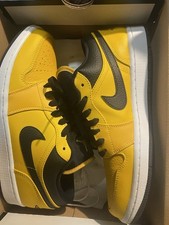 Nike Air Jordan 1 Mens Low Top Athletic Sneak...