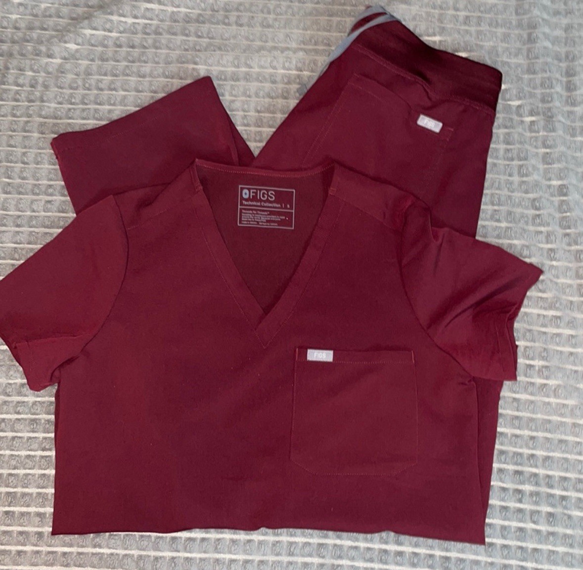 Figs Scrub Set - image 1