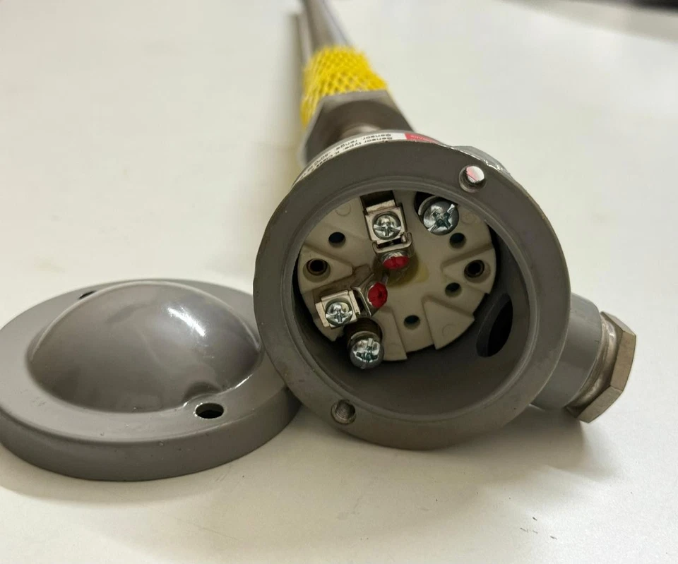 DANFOSS 084Z5275 MBT 5113-B001-250-10-0000 TEMPRAURE SENSOR (-50CTO +800C) - Image 2 of 4