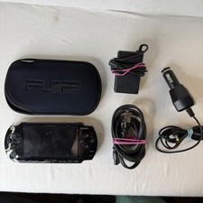 Sony PSP 1001 Handheld Console Black - FOR REPAIR AS IS/Powers On Needs Screen