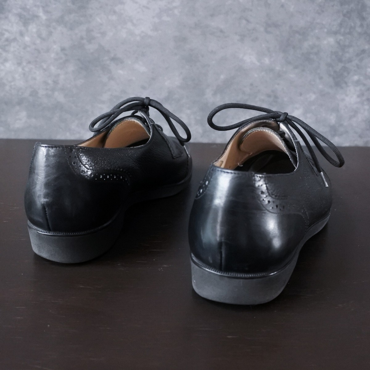 70s 80s 美品　FERRAGAMO ブラックレザーシューズ il_fullxfull.4377306148_1coi.jpg
