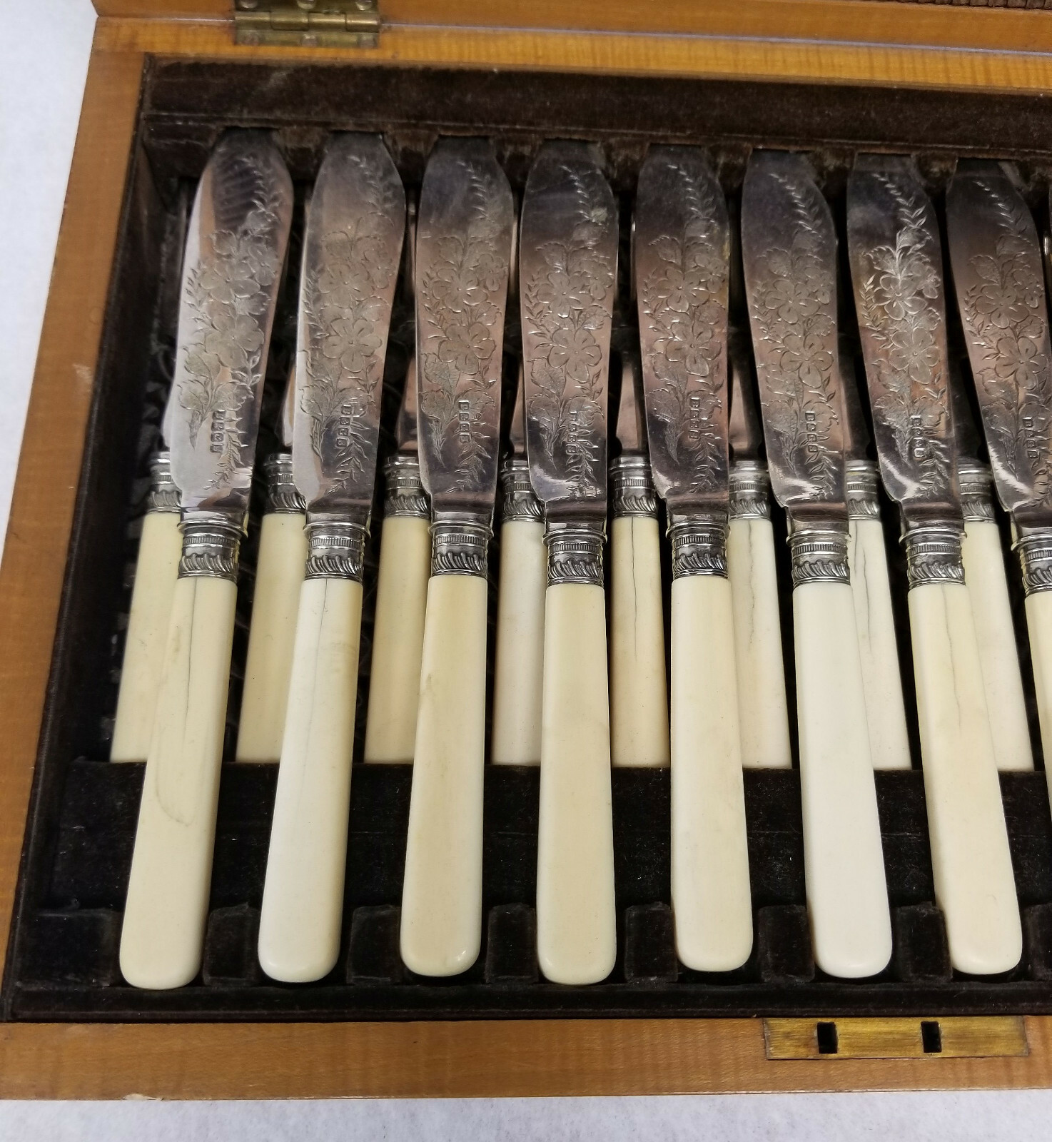 Antique Silverplate EPNS Fish Set Boxed English Silverware Flatware