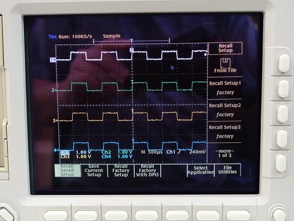 Tektronix TDS754D Digital Oscilloscope 2GS/s 500MHz 4CH Tektronix TDS754D Digital Oscilloscope 2GS/s 500MHz 4CH