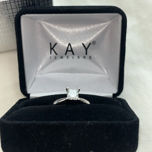 3/4 Ct Round-Cut Natural Diamond Solitaire Engagement Ring 14k White Gold