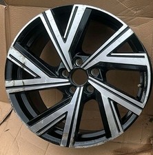 GENUINE 17" VW POLO MK6 BERGAMO R LINE ALLOY WHEEL 2G0601025AP