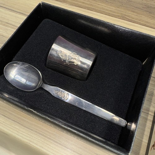 X2 Vintage Once Upon A Time Silver Plate Children's Gift Set, Falstaff England - Picture 3 of 4