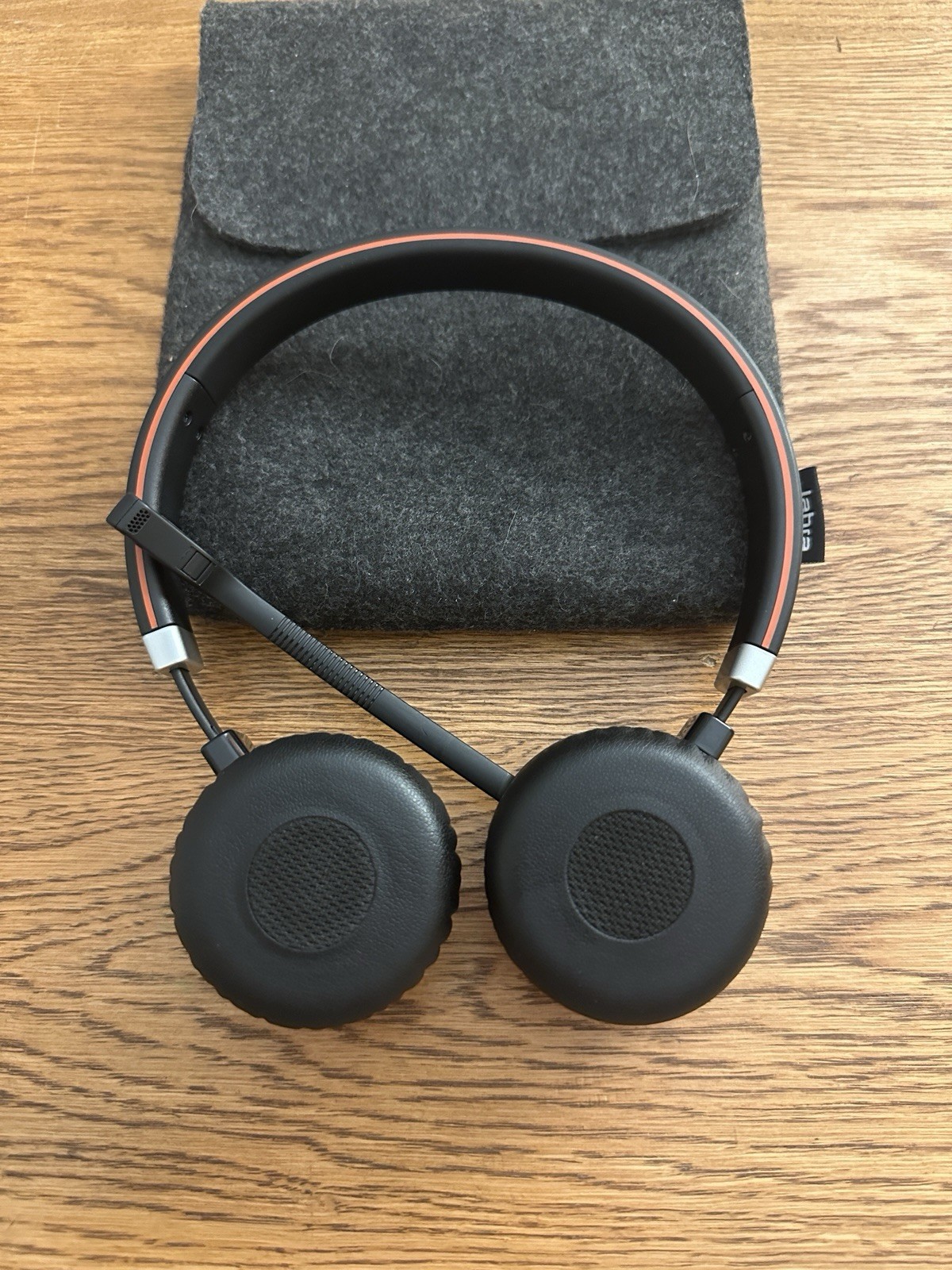 Jabra Evolve 65 SE MS Stereo Wireless Bluetooth Headset HSC018WA W/ Case