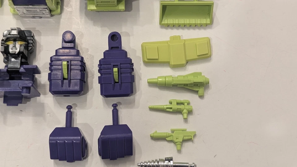 Vinage G1 Transformers 1985 Devastator 100% Complete - Image 4 of 4