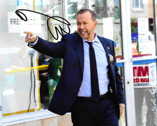 * DONNIE WAHLBERG * signed 8x10 photo * BLUE BLOODS * COA *