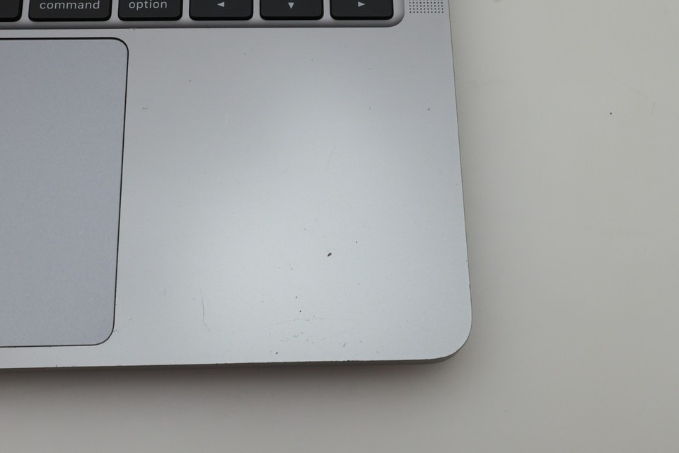 Apple MacBook Pro 16,2 A2251 i5 10th Gen 16GB RAM 1 Tb NVMe READ DESC ...