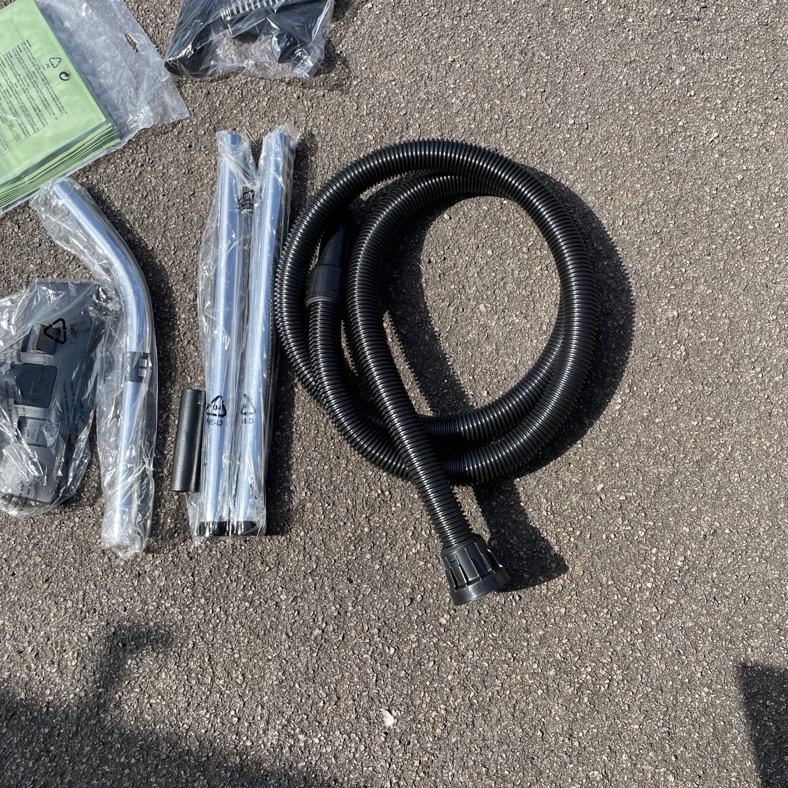 Henry Vacuum Cleaner hoover Red Hvr20011 Hi/low 2 Speed Includes Tools