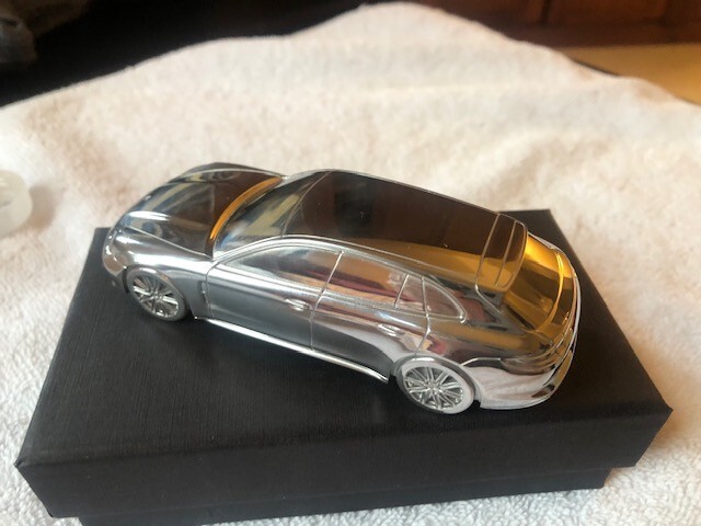 Picture 3 of 4