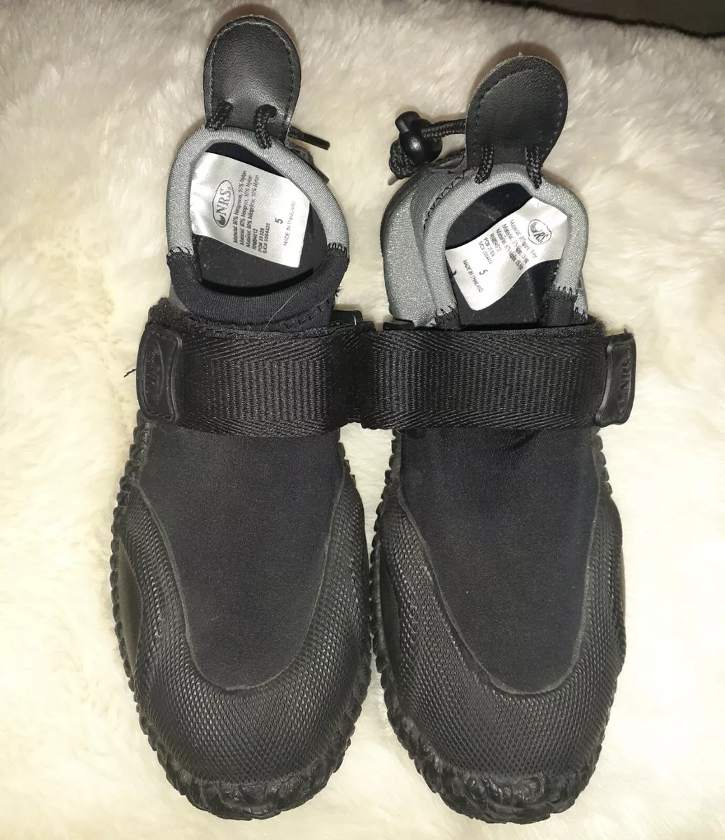 Womens water shoes store for kayaking