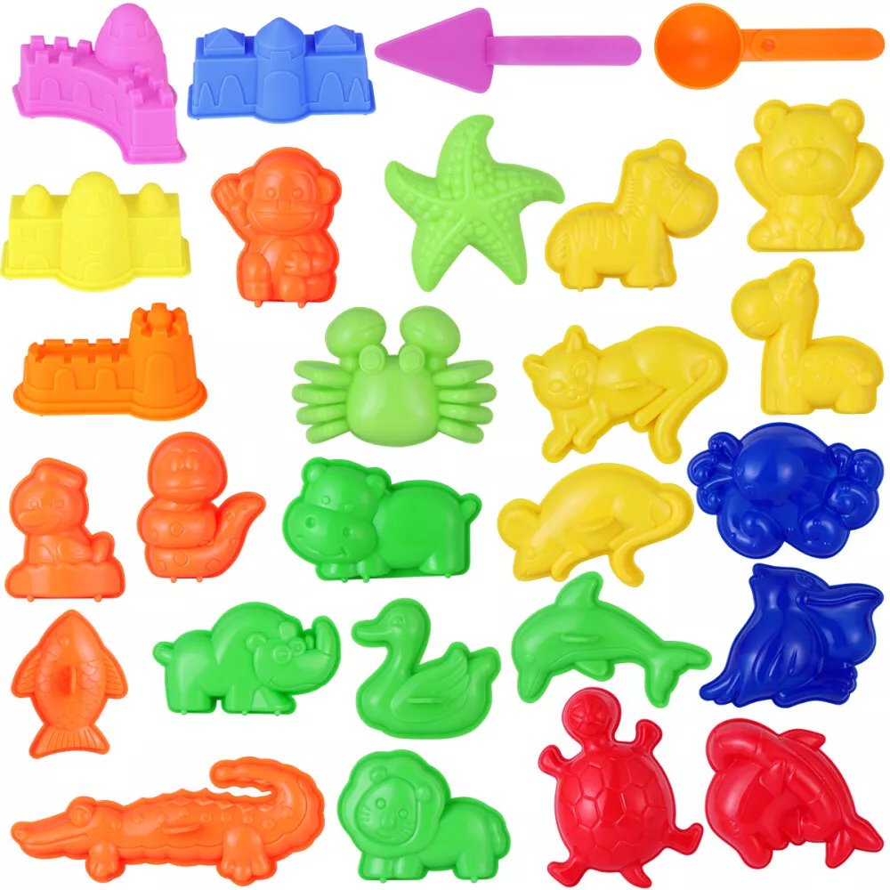 USA Toyz 23-piece multi-color sand molds kit for children 3+ years