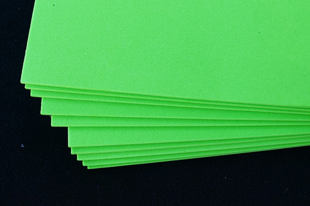 Moosgummi Platten, 22 x 30cm x 2 mm, 10 Platten in hellgrün