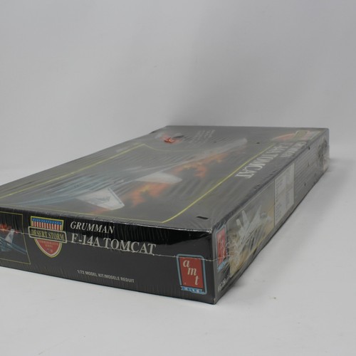 AMT ERTL 1/72 Grumman F-14A TomCat Desert Storm Plastic Model Kit 8700 1991 - Picture 6 of 6