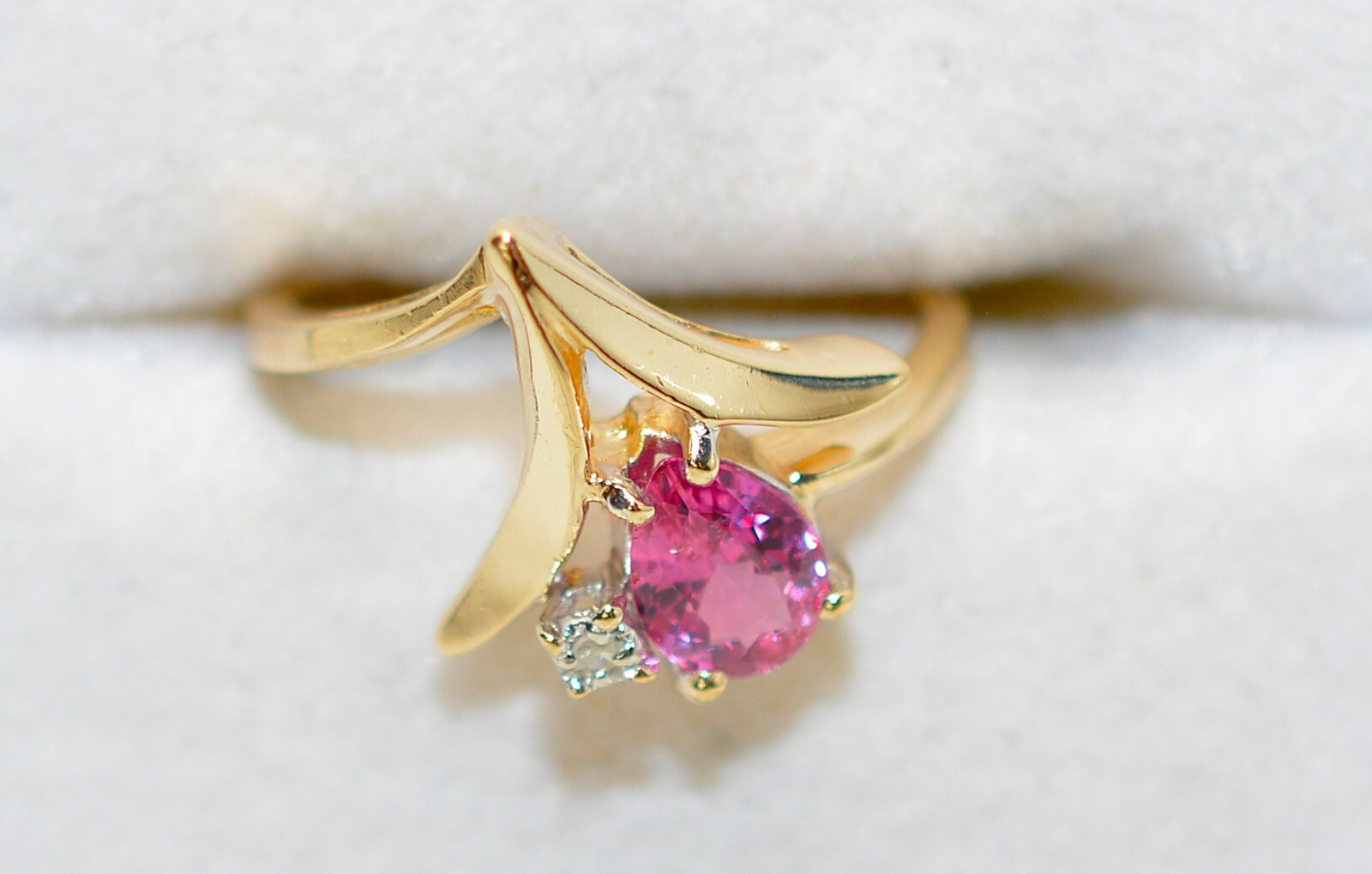 Natural Ruby & Diamond Ring 14K Solid Gold .69tcw… - image 5