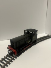 Hornby R3755 Bagnall diesel shunter 0-4-0 D9706 in BR green - Railroad Range OO