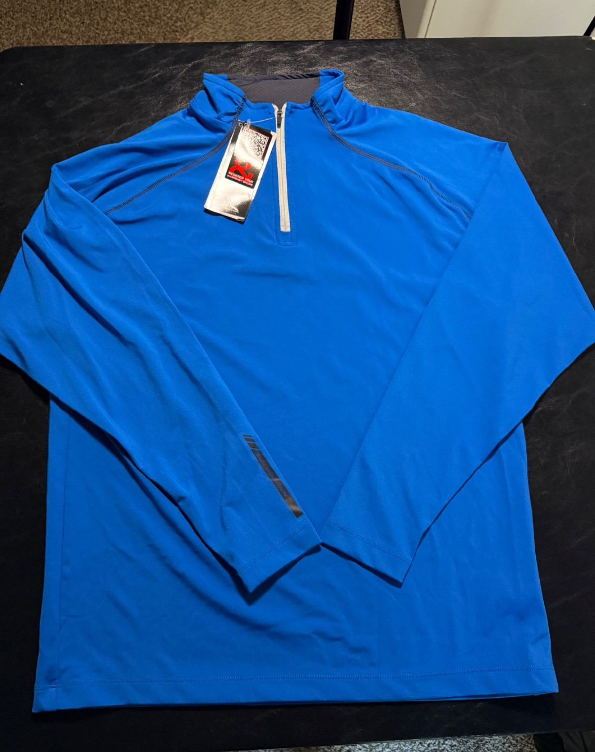NWT MEN'S SUN MOUNTAIN 1/4 ZIP PULLOVER, SIZE: M, COLOR: ROYAL (M9.30)