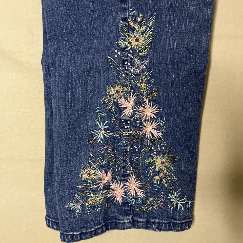 Denim & Co Jeans Large Blue Cotton Embroidered Floral Pants Pockets Whimsy - Image 3 of 4