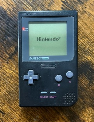 Nintendo Game Boy Pocket Schwarz | voll funktionsfähig | ohne Batteriedeckel