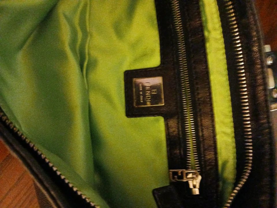 Fendi black leather rare Silver green buckle shoulder baguette bag handbag - Image 3 of 4