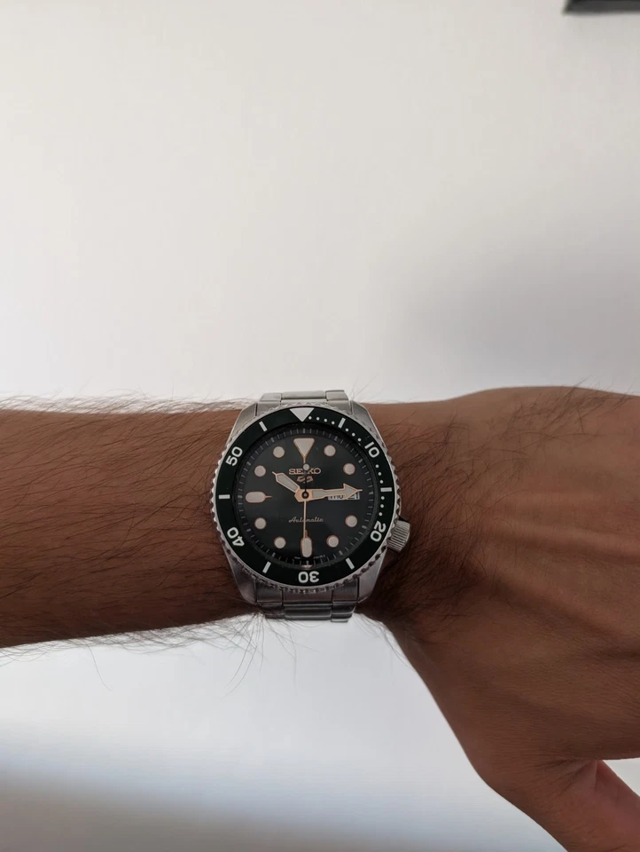 Seiko 5 Sports schwarzes Zifferblatt Herrenuhr - SRPD 55, Foto 3 von 4