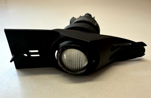 BMW E65 E66 E67 760Li 7er 63178379683 Nebelscheinwerfer links H3 NSW Nebellicht