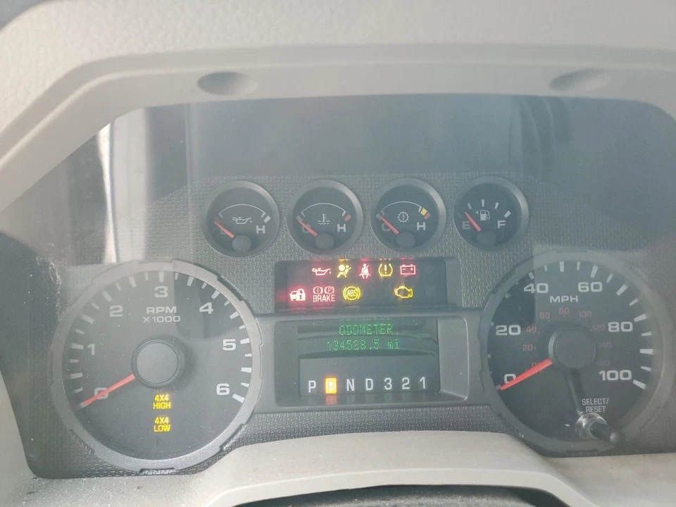 F250SD    2010 Glove Box 968063 - Изображение 3 из 4