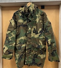 US Military GoreTex Jacket Woodland Camo ECWCS Cold Weather Parka Medium Regular