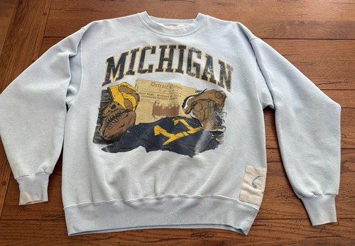 Vintage University of Michigan Wolverines Football (L) Sweatshirt 1990s Spellout
