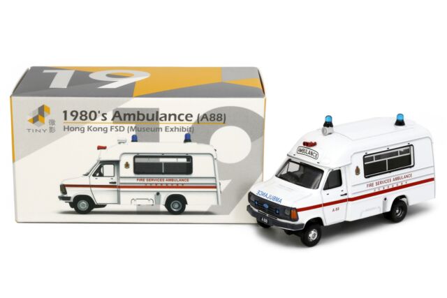 Tiny City 19 Die-cast Model Car - 1980's HKFSD Ambulance (A88) [Museum Version]