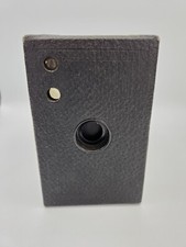 Vintage 1930's Kodak Hawk-Eye Model B Box Camera