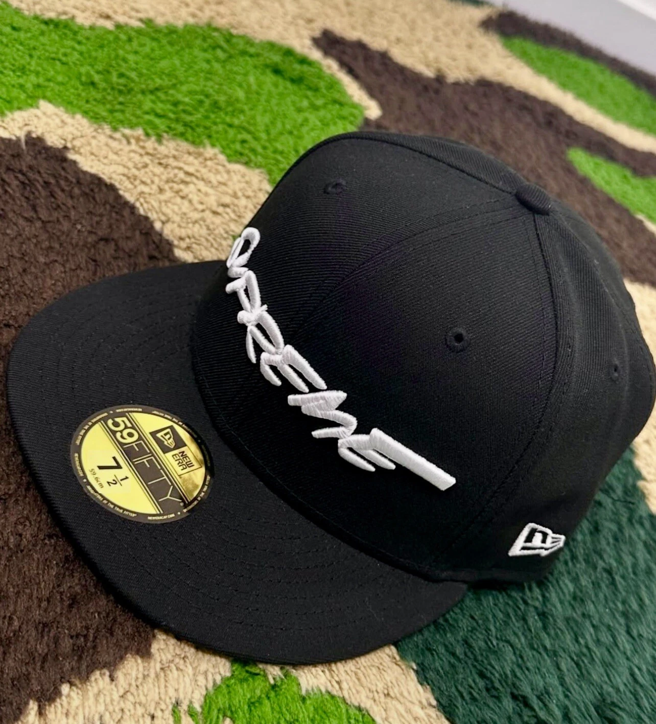 Chapeau noir neuf Supreme X New Era X Future Immortal Beloved SS24 taille 7 1/2