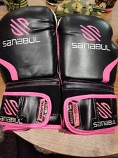 Sanabul Essential Gel Boxing Kickboxing Training Gloves Black/Pink 8 oz