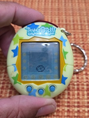 Tamagotchi Connection V2 / Version 2 - TF Stars White 2004 Tested