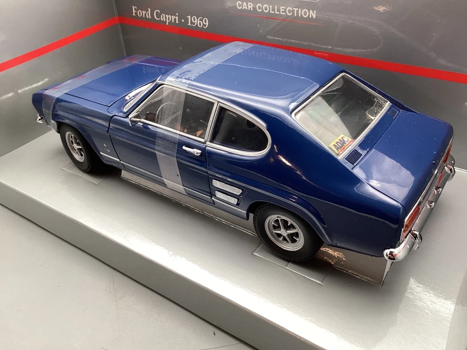 Modellautos 1:18 Minichamps Ford Capri 1969 dark blue mit OVP - Bild 3 von 4