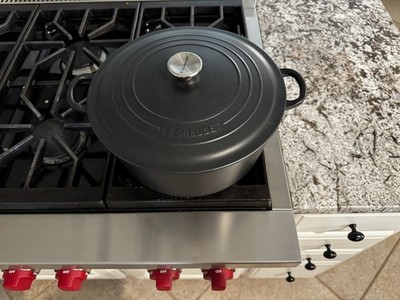 LE CREUSET - FRANCE SATIN BLACK ENAMEL CAST IRON #28 DUTCH OVEN 7.5 QT