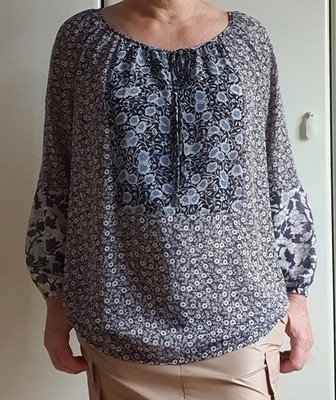 leichte Tunika, Bluse von Hallhuber; Gr. 38; Blautöne, geblümt; Mustermix