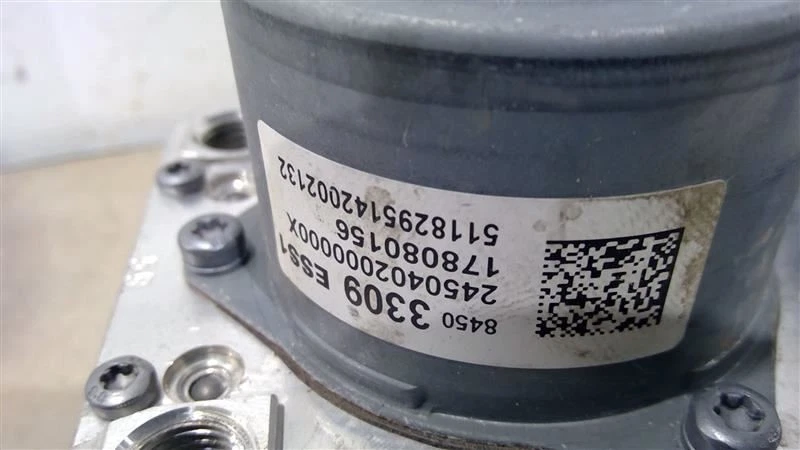 2018-2021 BUICK ENCLAVE ABS PUMP CONTROL MODULE/ANTI-LOCK BRAKE PUMP 84502698 - Image 3 of 4