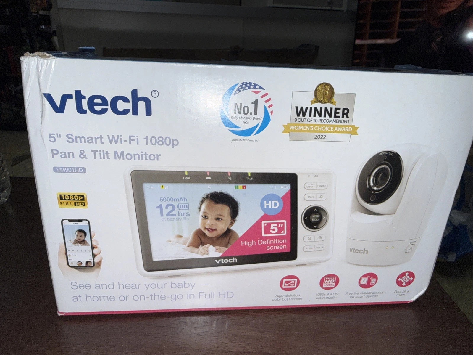 VTech VM919HD Baby Video Monitor 7" 720p LCD – White/Wood – Open Box