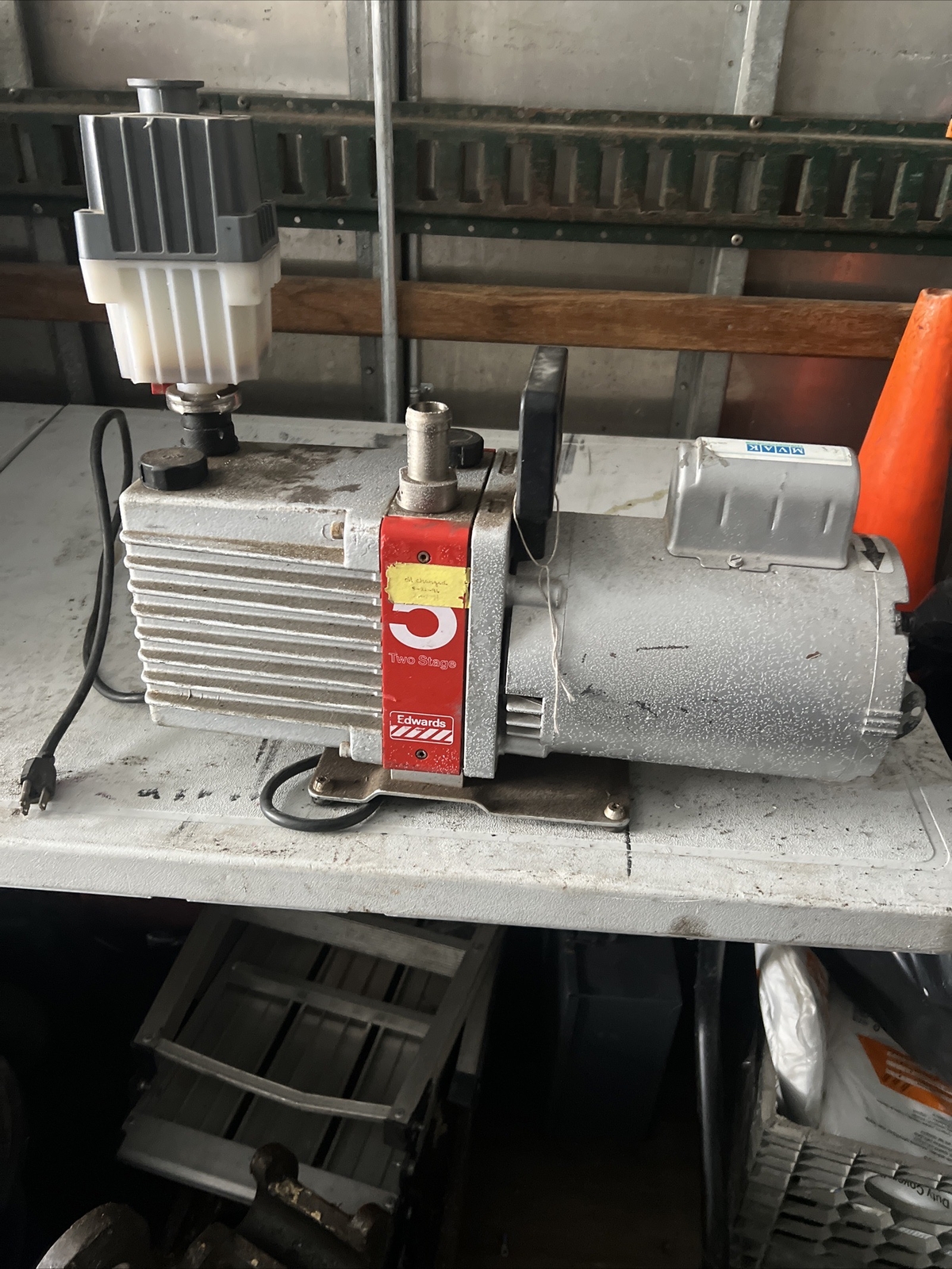 Edwards E2M5 Two Stage Rotary Vane High Vacuum Pump eBay