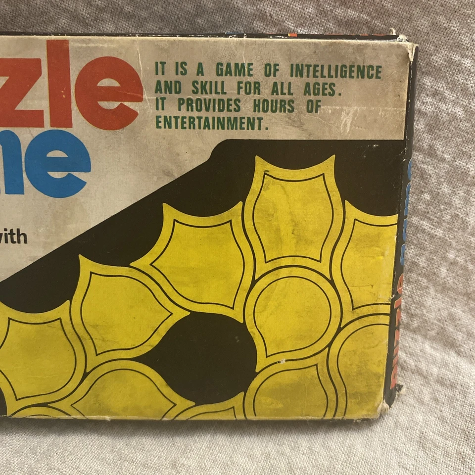 Puzzle Game It’s Another King’s Product Vintage No. 1061 Intelligence Skill - Image 3 of 4