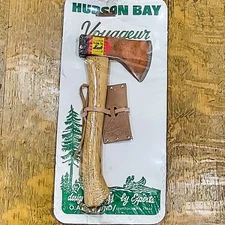 NORLUND VOYAGER NEW OLD STOCK VINTAGE AXE COLLECTIBLE  HATCHET HUDSON BAY NIB AX