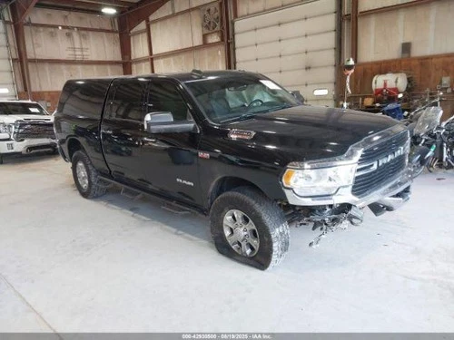 Used Left Door Mirror fits: 2019 Ram Dodge 2500 pickup Chassis Cab power w/o sur