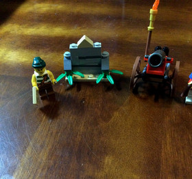 LEGO Pirates: Cannon Battle (6239) W/INSTRUCTIONAL MANUAL 100% COMPLETE